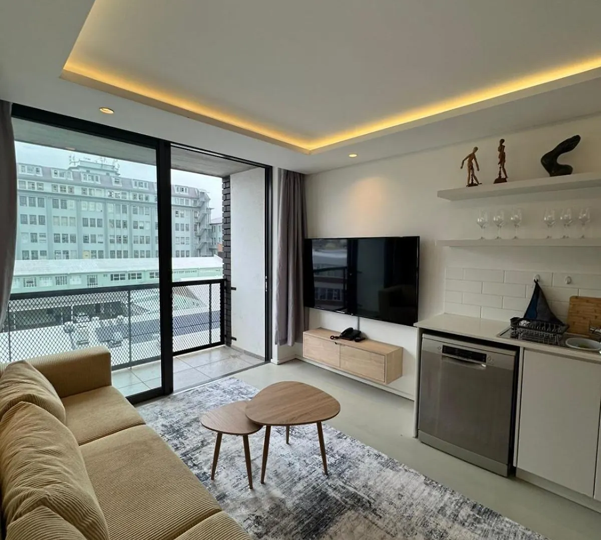 Modern 2-Bed In The Iron Works Apartment Cape Town