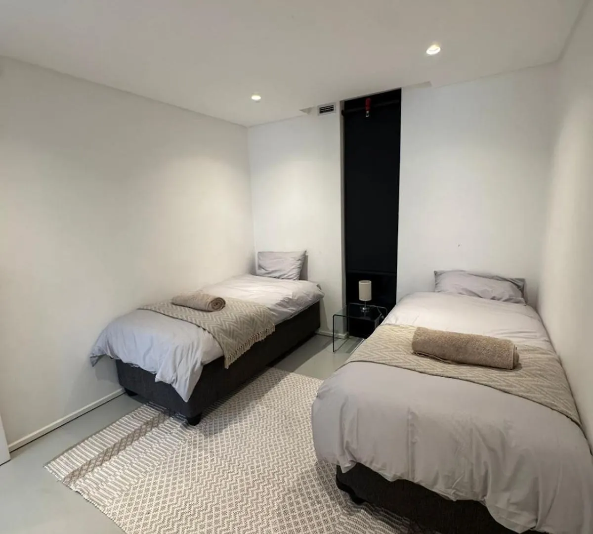 Modern 2-Bed In The Iron Works Apartment Cape Town 0*,  South Africa